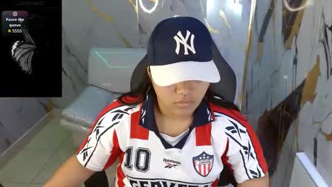 valeri_harpers4 online show from May 11, 1:56 am