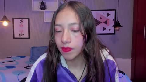 Snapshot of valeria_rossi7 chatting on February 17, 2:38 pm Valeria online show from February 17, 2:38 pm