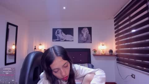 Snapshot of valeria_rossi7 chatting on October 29, 5:58 pm Valeria online show from October 29, 5:58 pm