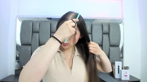   VALERIA    online show from March 12, 2:56 pm