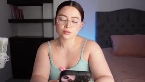 valerie07 online show from October 16, 1:27 am