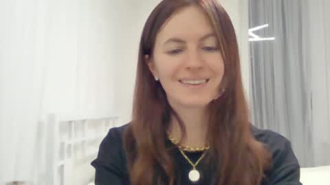 Snapshot of valerie_rose777 chatting on December 22, 8:14 pm valerie_rose777 online show from December 22, 8:14 pm