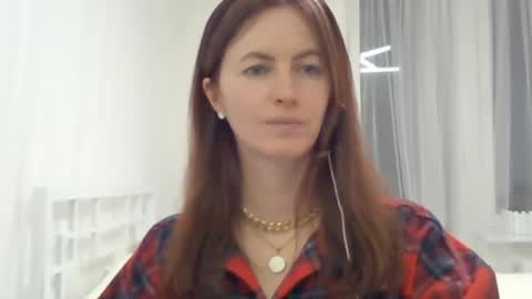 Snapshot of valerie_rose777 chatting on December 2, 8:17 pm valerie_rose777 online show from December 2, 8:17 pm