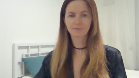 Snapshot of valerie_rose777 chatting on October 20, 8:14 pm valerie_rose777 online show from October 20, 8:14 pm