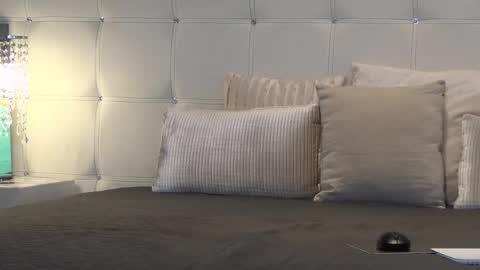 Valerie online show from April 23, 12:29 pm