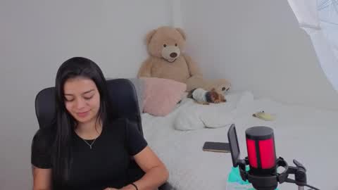 Juli C online show from February 6, 1:42 am