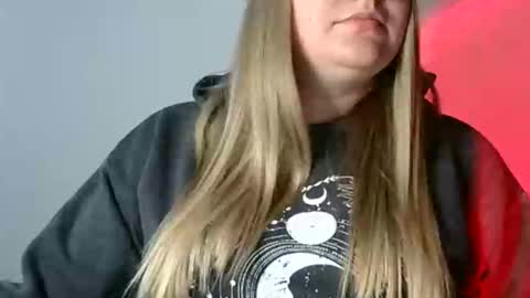 Valery online show from December 3, 1:45 pm