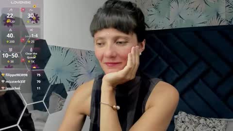 VALERY MORE online show from December 4, 4:17 pm