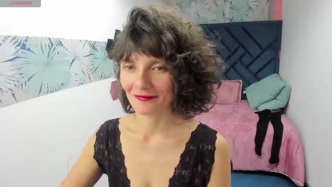 VALERY MORE online show from February 14, 4:32 pm