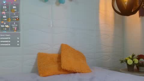 Snapshot of valerykit chatting on October 16, 7:56 pm VALERY online show from October 16, 7:56 pm