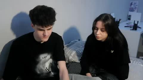 valesios online show from March 8, 7:40 pm