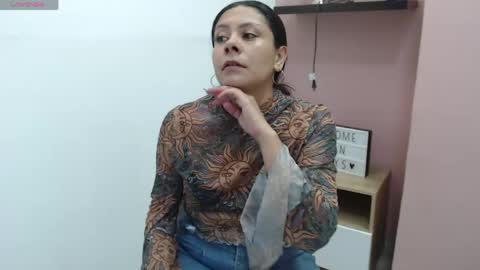 valevicious online show from April 23, 7:04 pm