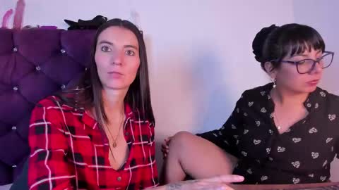 Valkiria and Dione online show from February 9, 8:11 pm