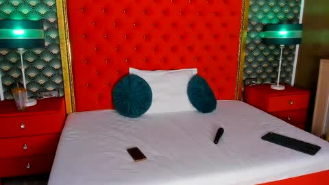 Valerie Val V online show from October 9, 2:39 am