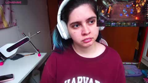 Im Violet online show from February 12, 7:56 pm