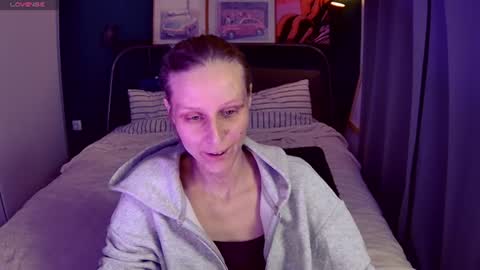 originally accaunt on cb - valorant girl   nude show - only pvt. online show from June 21, 9:43 pm