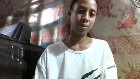 valysexyhot online show from February 27, 6:28 am