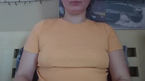 VanesaJewel online show from February 11, 8:05 am