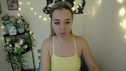 Vanessa online show from June 4, 9:48 am