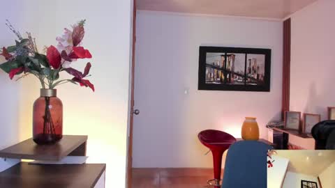 vanessa_sterling online show from April 21, 1:42 am