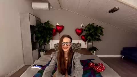vanessabeautyy online show from February 18, 11:08 pm