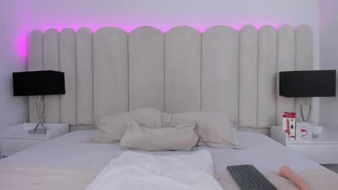 Vanessa Sexy Paris online show from October 14, 9:18 pm