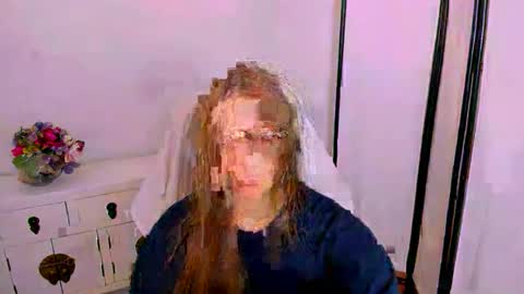 VanessaTrue online show from April 22, 10:00 am