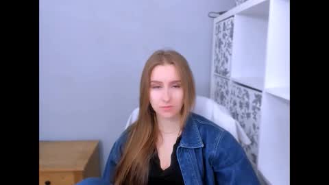 VanessaTrue online show from February 7, 8:50 am