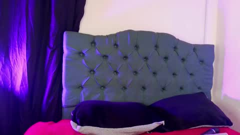 vaniladream online show from October 30, 2:39 pm