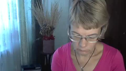 Snapshot of vanillaxcreamy chatting on October 23, 9:00 am Vanillaxcreamy online show from October 23, 9:00 am