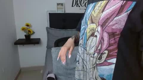 vane online show from September 12, 8:11 pm