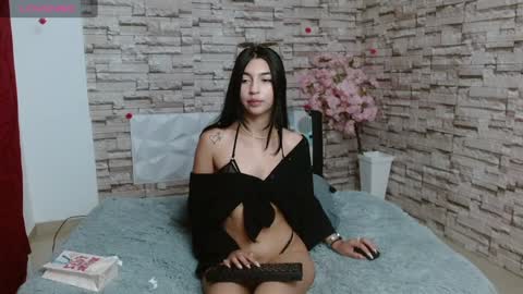 Snapshot of vanse_lust chatting on February 9, 1:00 am Karuna online show from February 9, 1:00 am