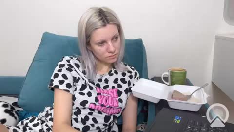 Vasya Sylvia online show from February 20, 5:12 am