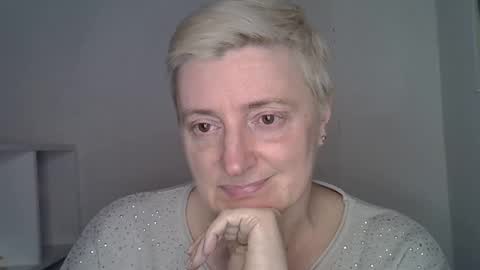 vea_motty online show from March 9, 2:54 pm