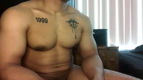 Vegas Love online show from April 2, 8:27 pm