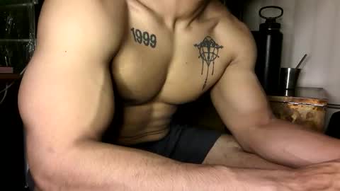 Vegas Love online show from February 8, 10:41 am