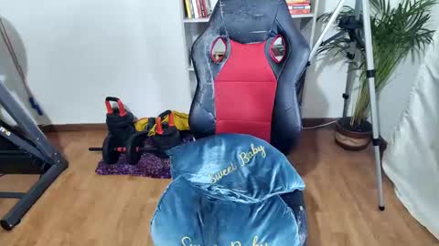 Im VelaI will be Christmas and New Year with my family December 22 to January 13 I will miss you guys. online show from March 9, 1:56 am