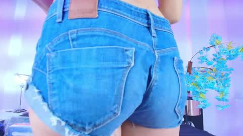 velora_nigth online show from April 9, 11:49 am