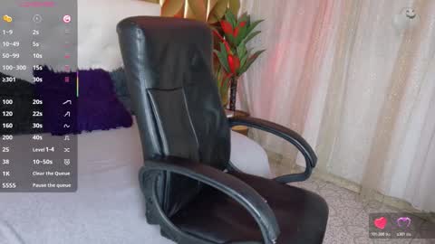 velvet_cam online show from November 6, 3:09 am