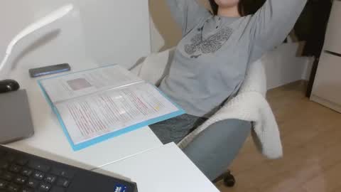 Velvet Desiree online show from February 8, 5:27 pm