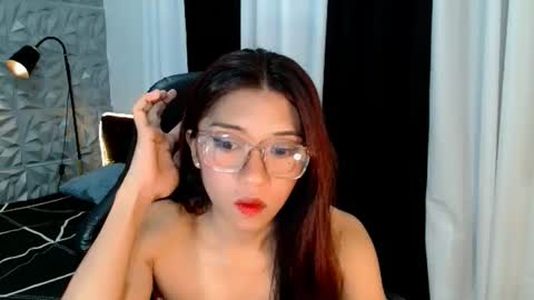 velvet_elise online show from July 20, 12:24 am
