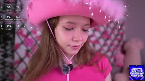 Polly online show from November 14, 6:10 pm