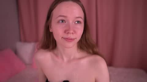 Polly online show from March 26, 6:24 pm