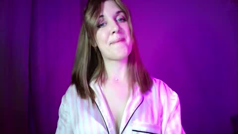 VelvetRich8 online show from March 7, 8:53 pm