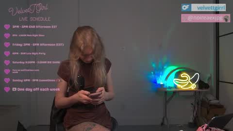 VelvetTGirl online show from April 22, 2:52 am