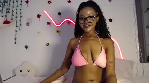 COCO XOXO online show from September 11, 8:15 am