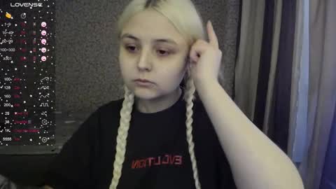 eva 3 online show from September 26, 1:30 pm