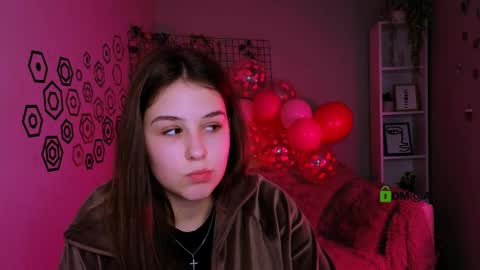 venezia_barton online show from February 27, 11:58 am