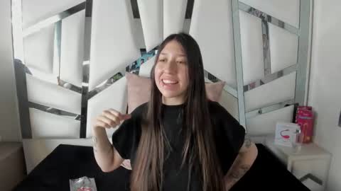 venurmorgan online show from October 4, 5:55 pm