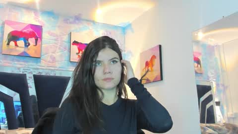 Vennus online show from December 4, 5:40 am